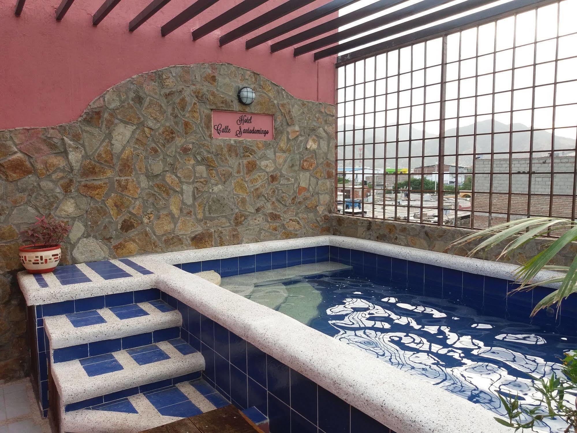 Calle Santodomingo Hotel